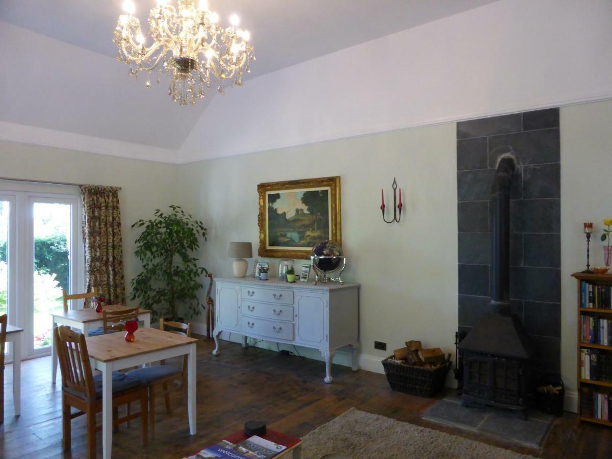 Cookshayes Country Guest House Мортонемпстед Экстерьер фото